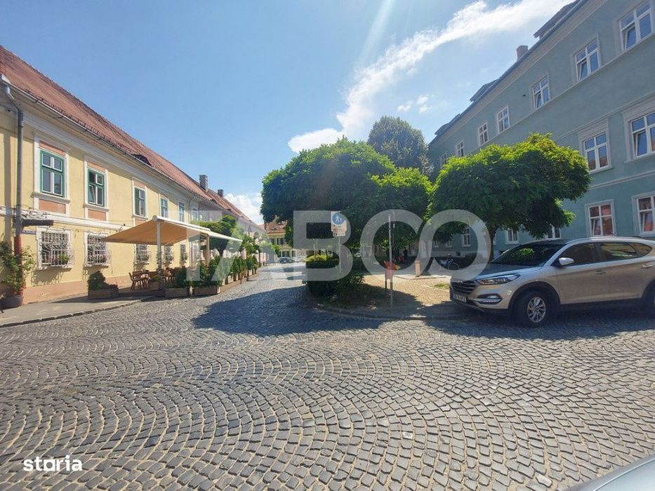Apartament de vanzare 2 camere 68 mpu pivnita in Sibiu Centrul Istoric — fotografia 1