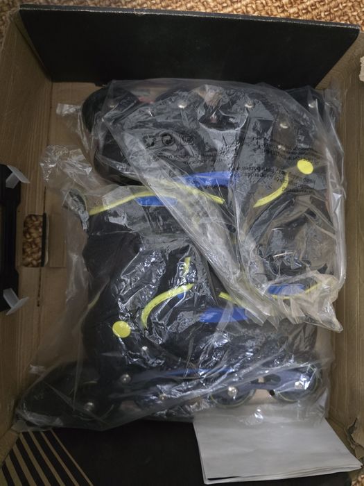 Раздвижные роликовые коньки