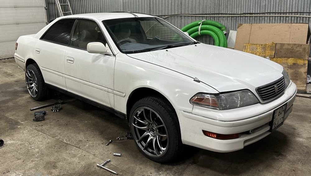 Продам новые диски с резиной R18