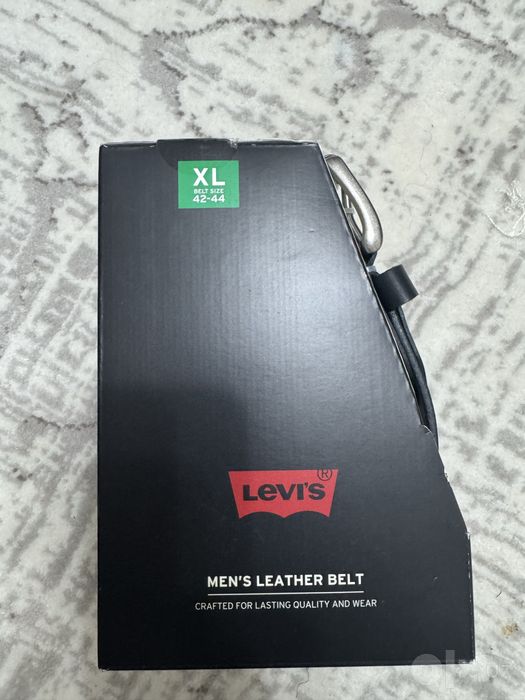 Мужской оригинал кожанный ремень от Levis USA