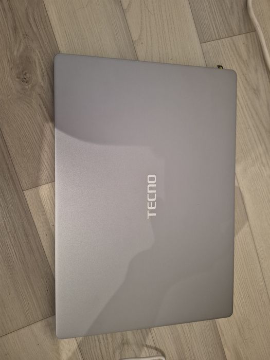Ноутбук Tecno Megabook