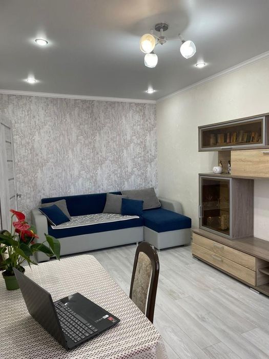 Продаётся 1 ком кв Ст.Аэропорт