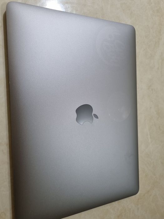 Macbook Pro core i5 2016