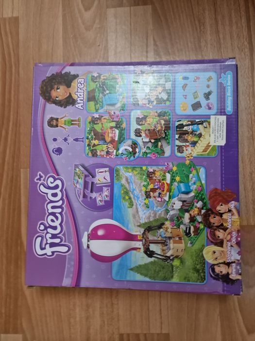 Продам Лего конструктор для девочек