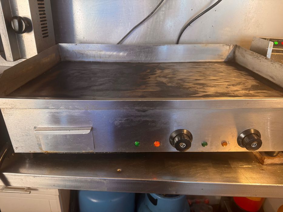 Професионална електрическа плоча