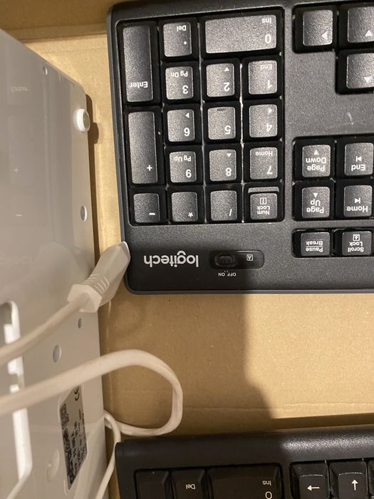 Tastaturi Microsoft, Logitech, A4tech