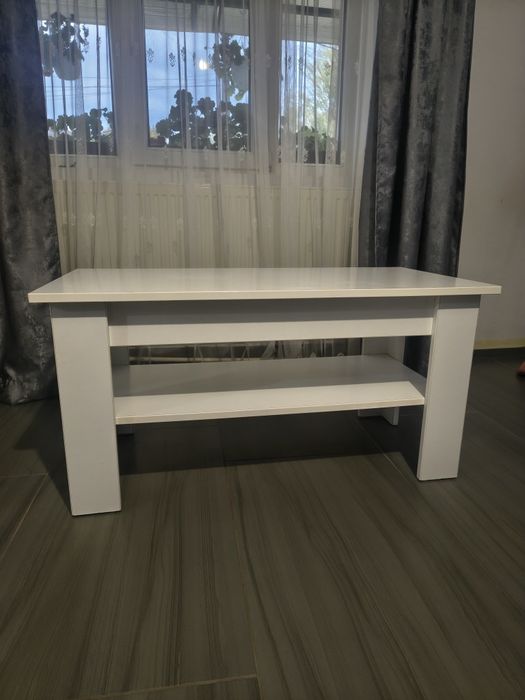 Set mobilier living – comodă TV și măsuță albă