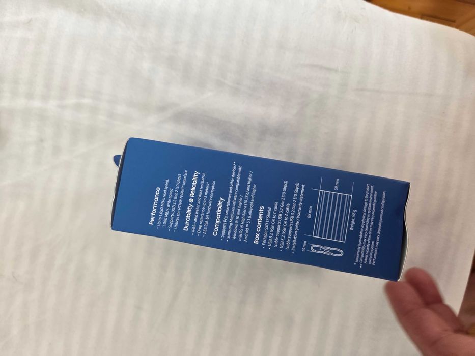 Samsung Portable SSD T7 с USB 3.2 Gen 2  4TB