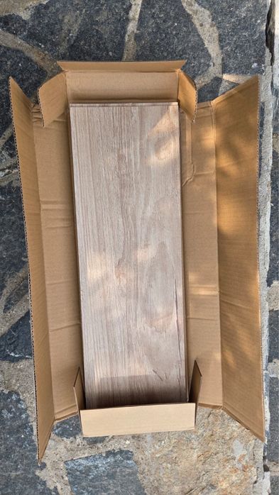 Самозалепващи плочки от винил/ дървесни плочки / стикери за под /