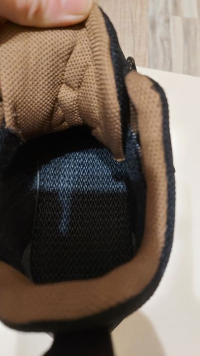 Боти 38 номер Нови