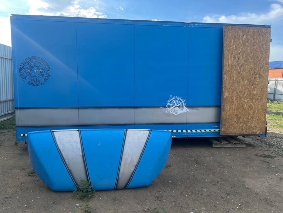 Продам термобудку спойлер