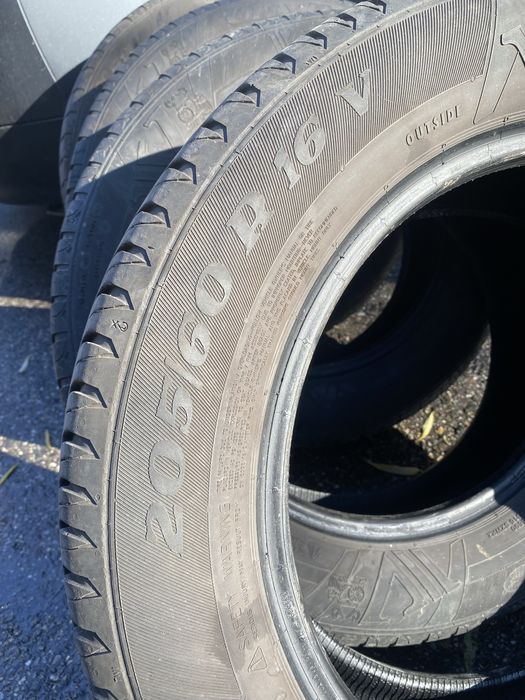 Anvelope foarte bune , nu sunt deformate sau defecte