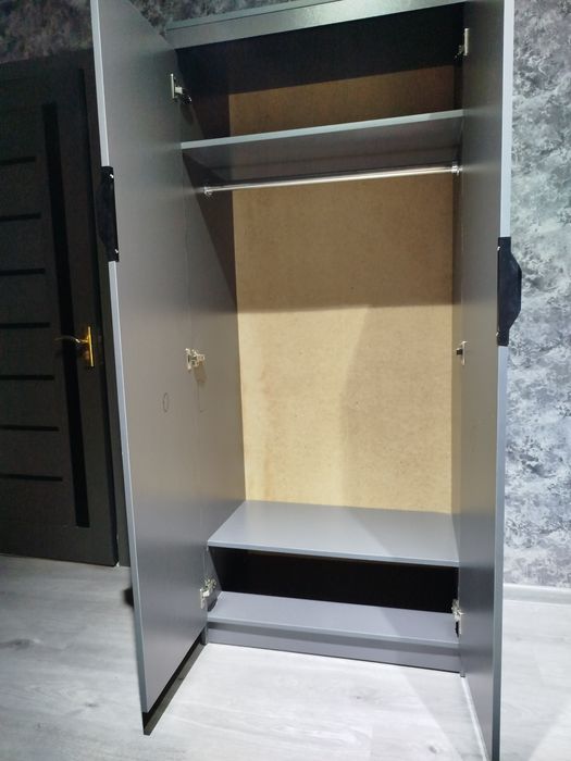 Шкаф в прихожей и не только