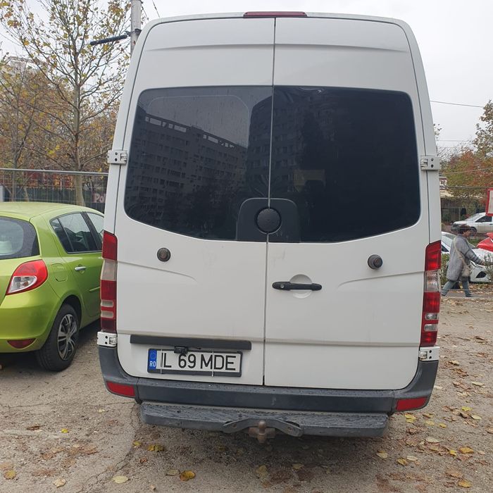 Vând Mercedes sprinter
