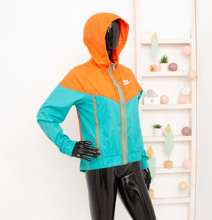 Nike оригинално дамско яке с качулка ветровка горница XS