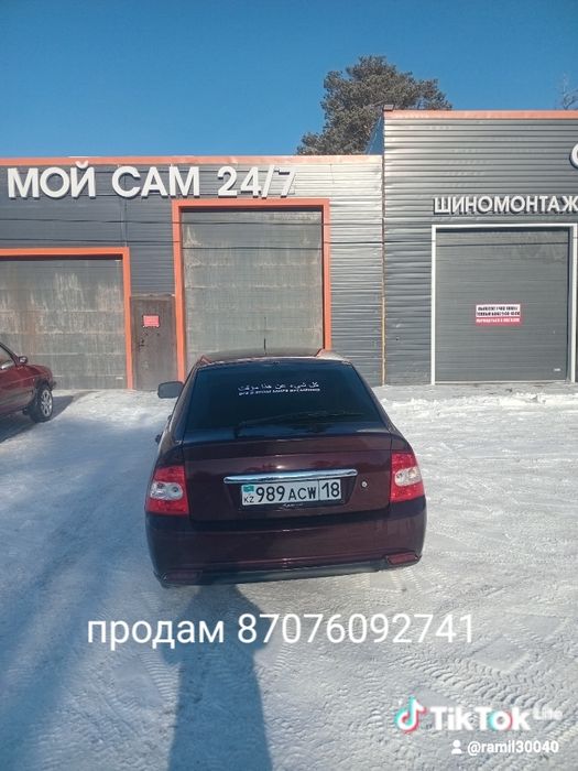 Продам приору хэчьбэк