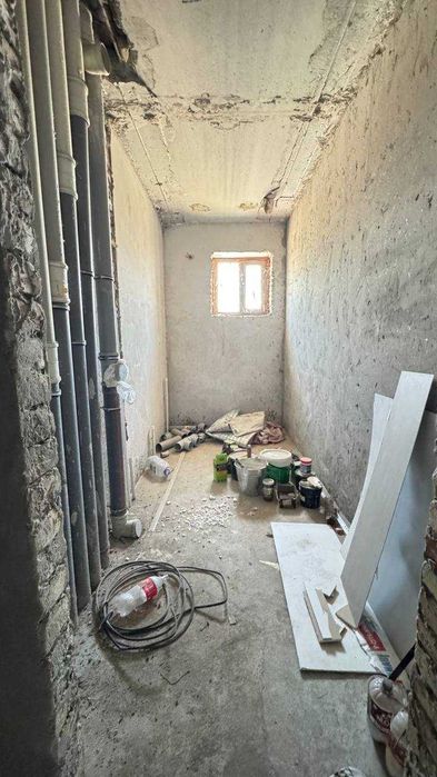 Urganchda Shovot kanalida 120m² yangi kvartira sotiladi