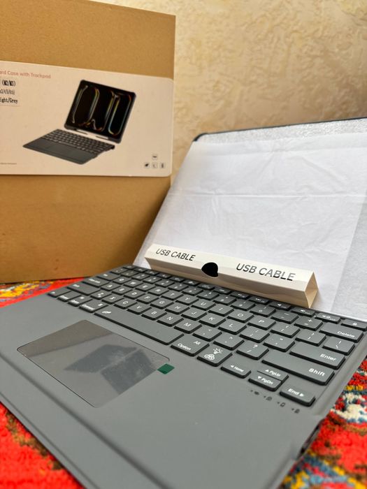 Chexol ipad pro 12,9 uchun gen-3 dan m2gacha tushadi