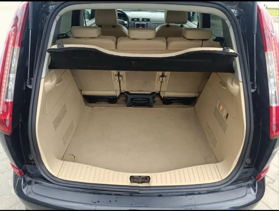 Vand ford  C -max  /model ghia