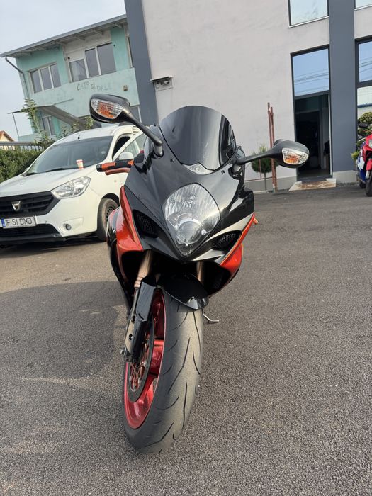 Suzuki gsxr k8 1000