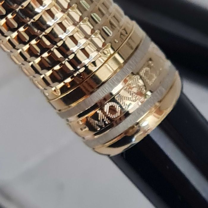 Set Cadou Montblanc Meisterstück negru/auriu