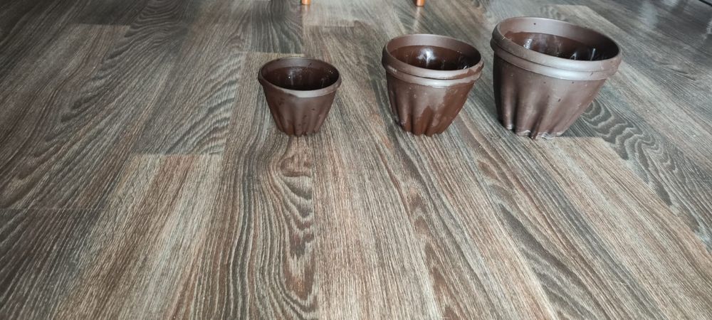 Продам  горшки для цветов