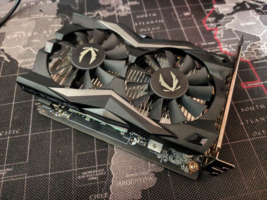 Продается игровая видеокарта