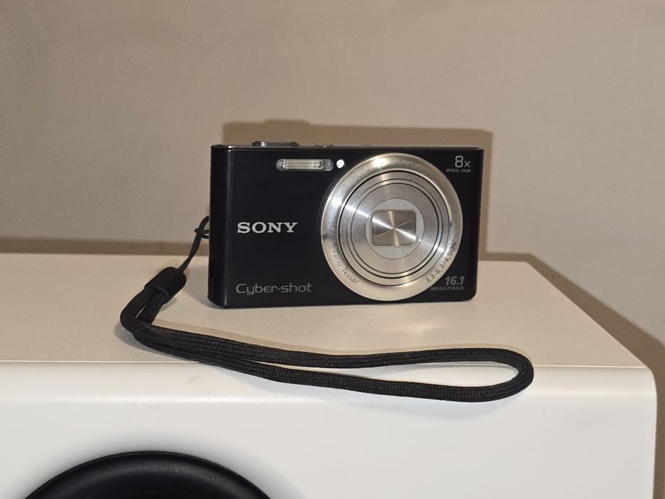 Цифровой фотоаппарат Sony Dsc w730.