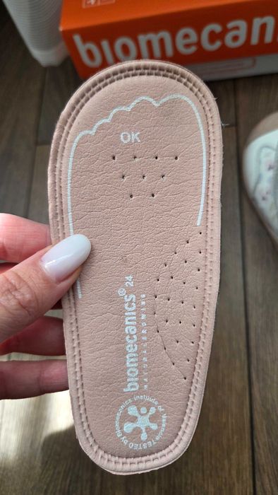 Pantofi piele Biomecanics 24