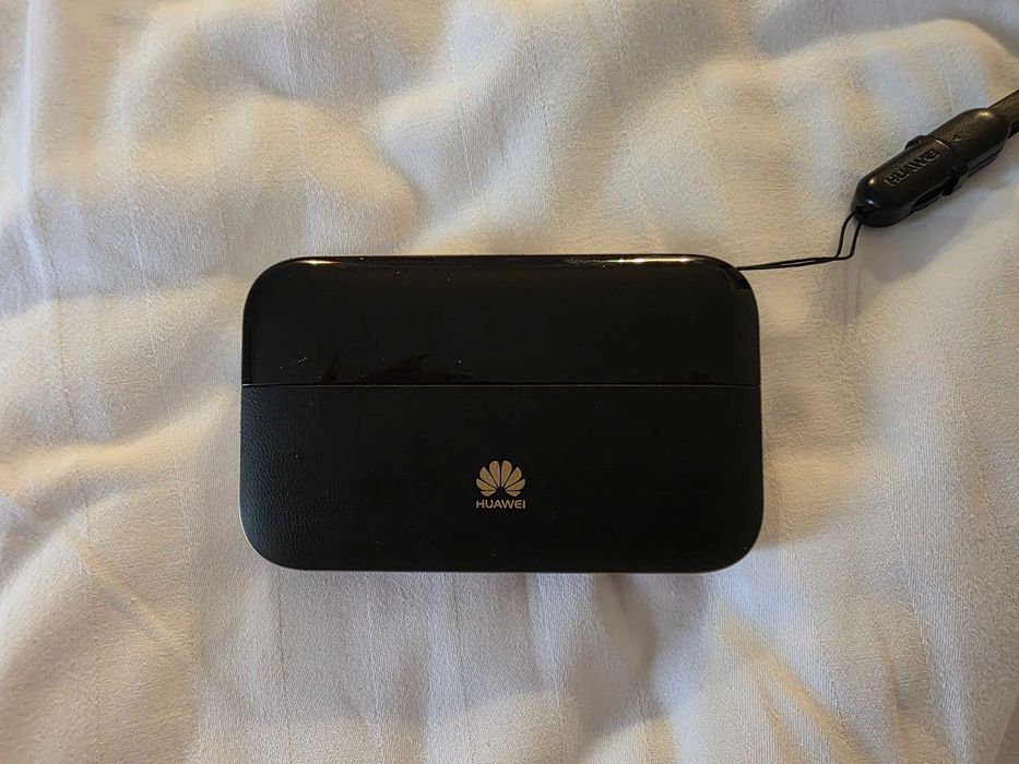 Рутер/Бисквитка Интернет Huawei Mobile WiFi Pro 2, модел E5885Ls-93a