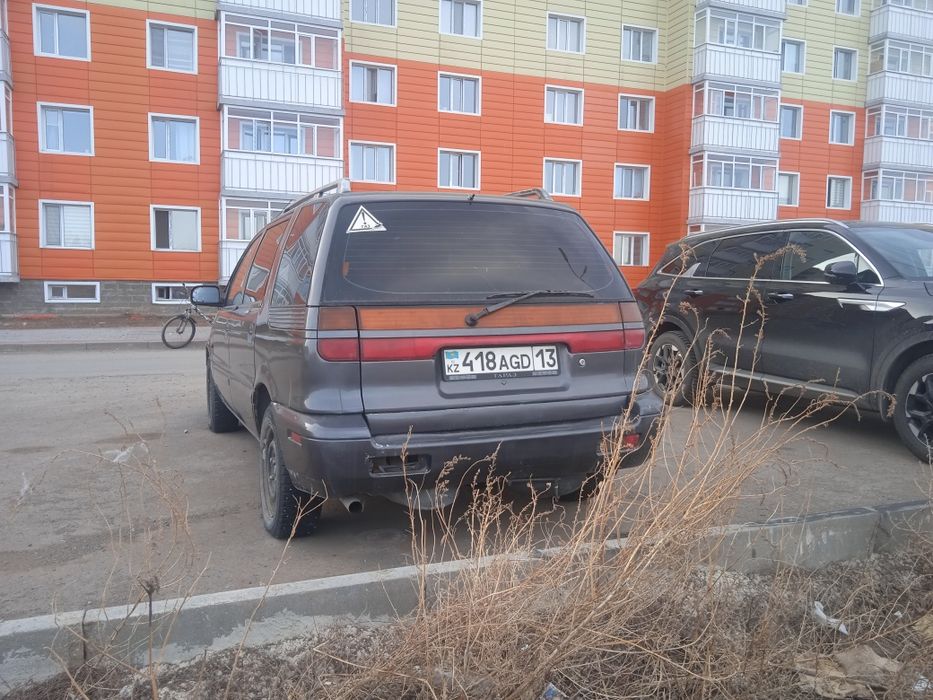 Mitsubishi Space wagon