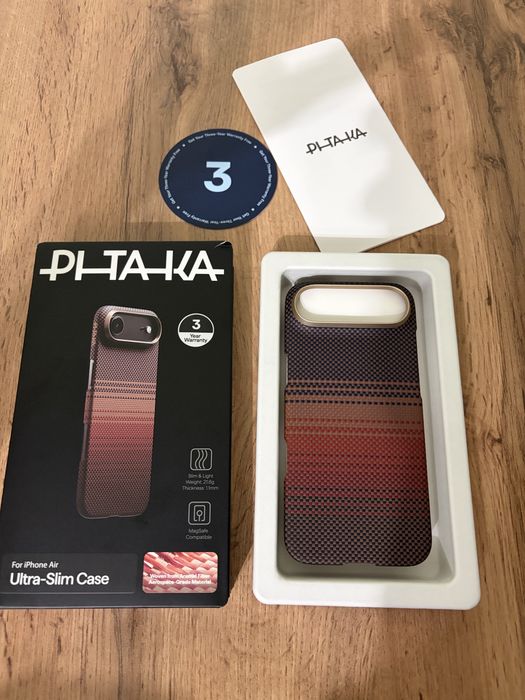 Продам или обменяю чехол Pitaka для iphone air