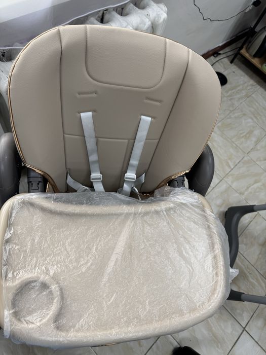 продам столик для кормления