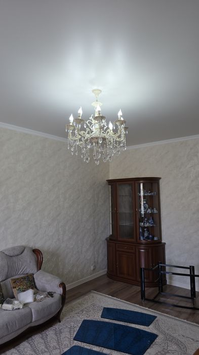 Люстра для гостиной комнаты,