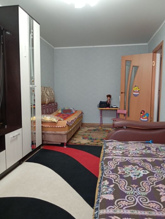 Продам 1,,5комнатную квартиру