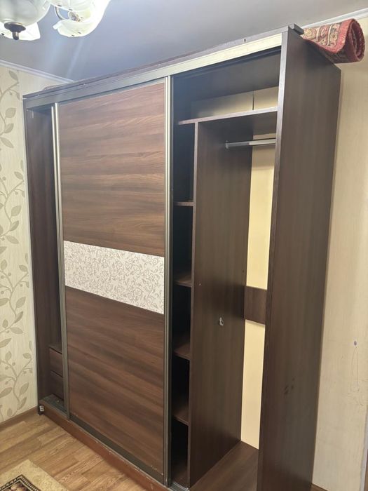 шкаф купе.