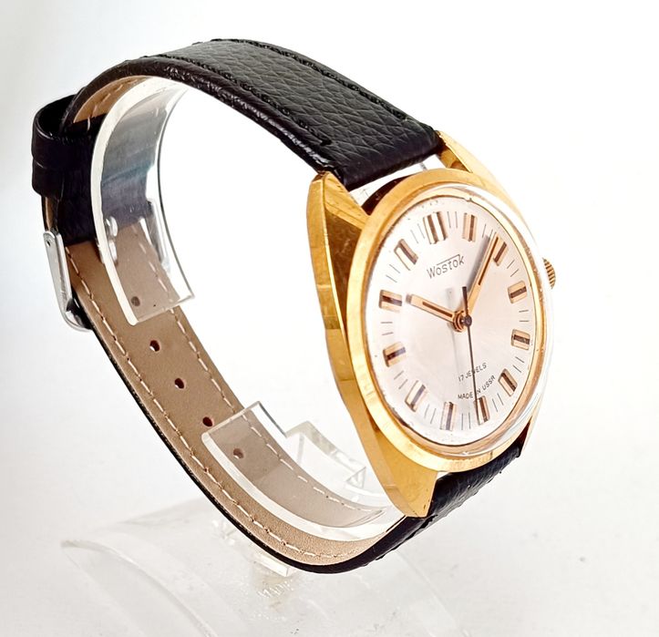 Wostok Восток - позлатен мъжки часовник с ръчно навиване