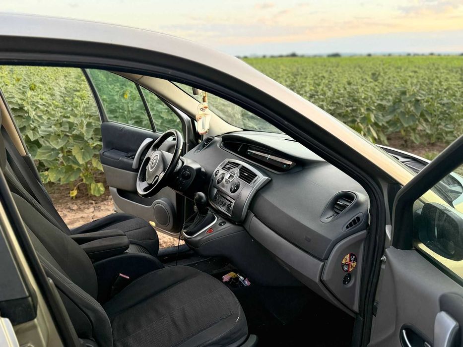 Reno Scenic Megan ,2007 ,automata