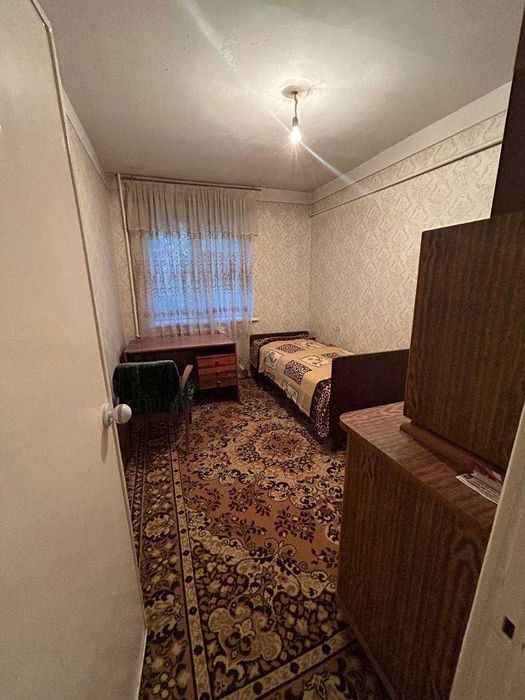 Верховный суд 3 комнаты, средний ремонт, центр, массив Урда `