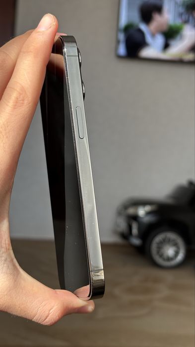 Продам Айфон 13 Про