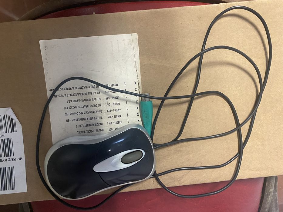 Клавиатура за таблет>, за компютър, мишка и слушалки.