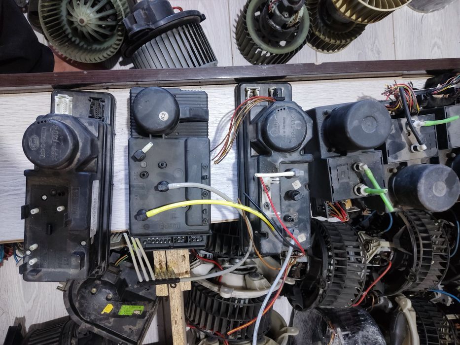 Мерседес 124 Мерседес 210 Мерседес 2012  w221 Маторчик Печки Радиатор