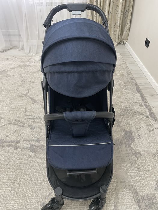 Продам детскую коляску