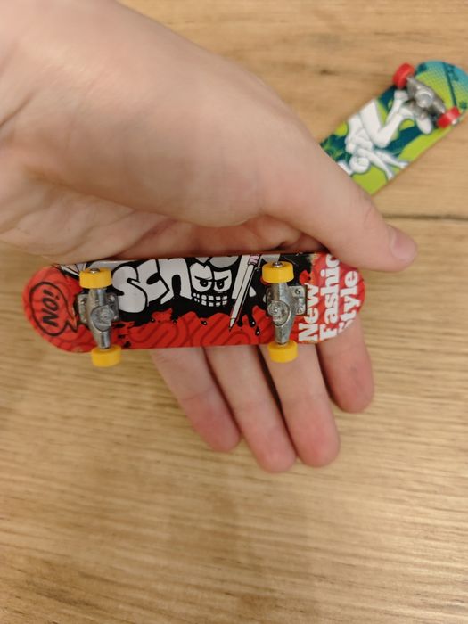 Мини скейт игрушка