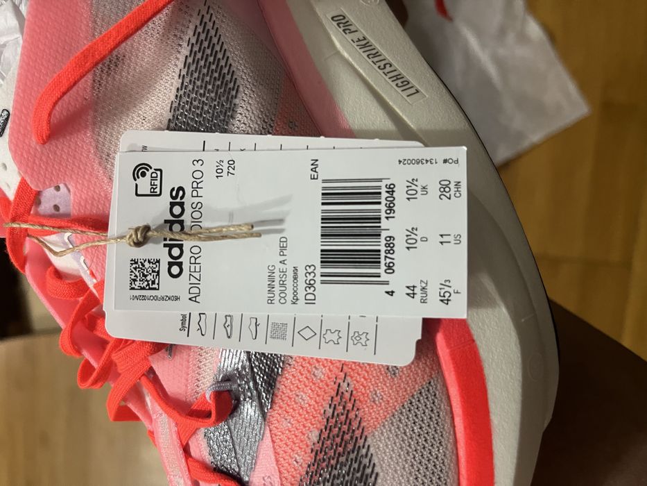 Продам Adidas adios pro 3 для бега новые