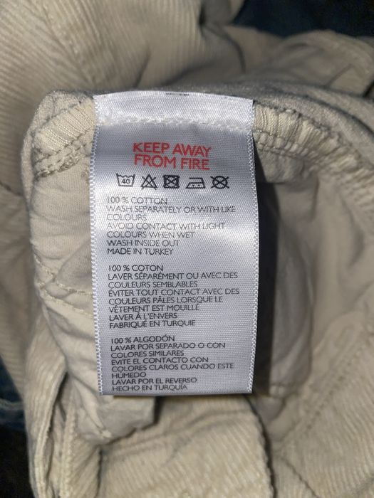 пола (s) Urban Outfitters