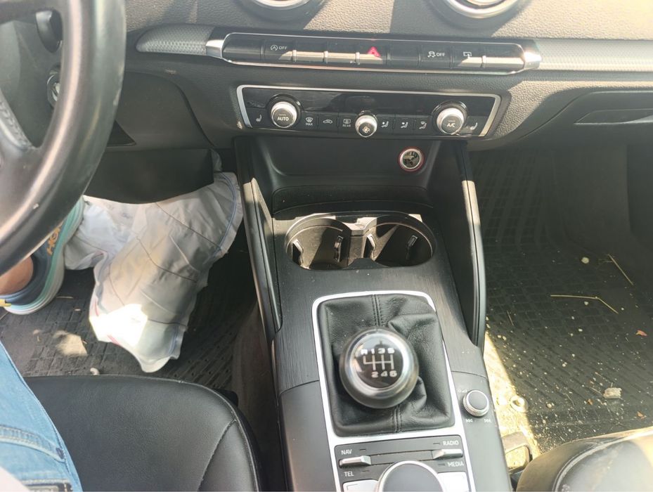 Ауди а3 на части 1.6TDI 105к сили