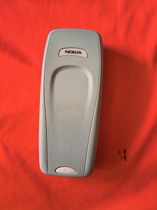 Nokia 3410 ( decodat,lb română)