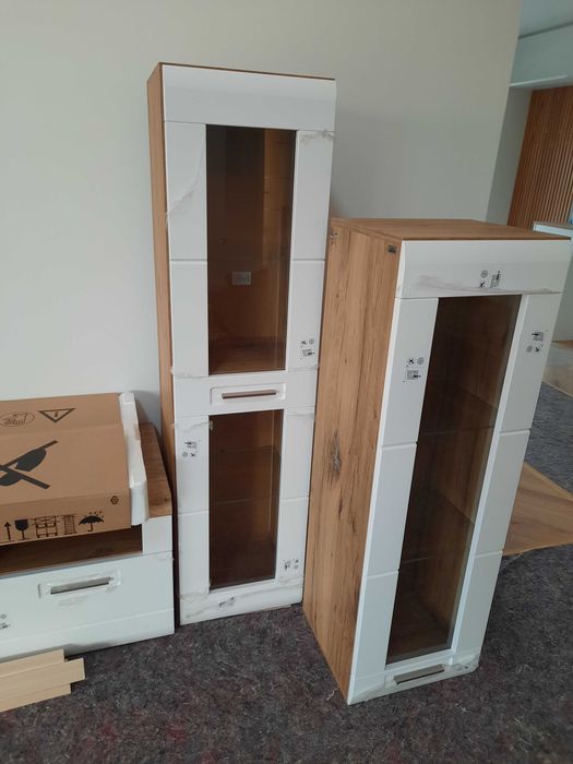 Vand Mobila Living noua