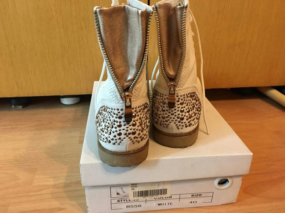 Дамски елегантни боти